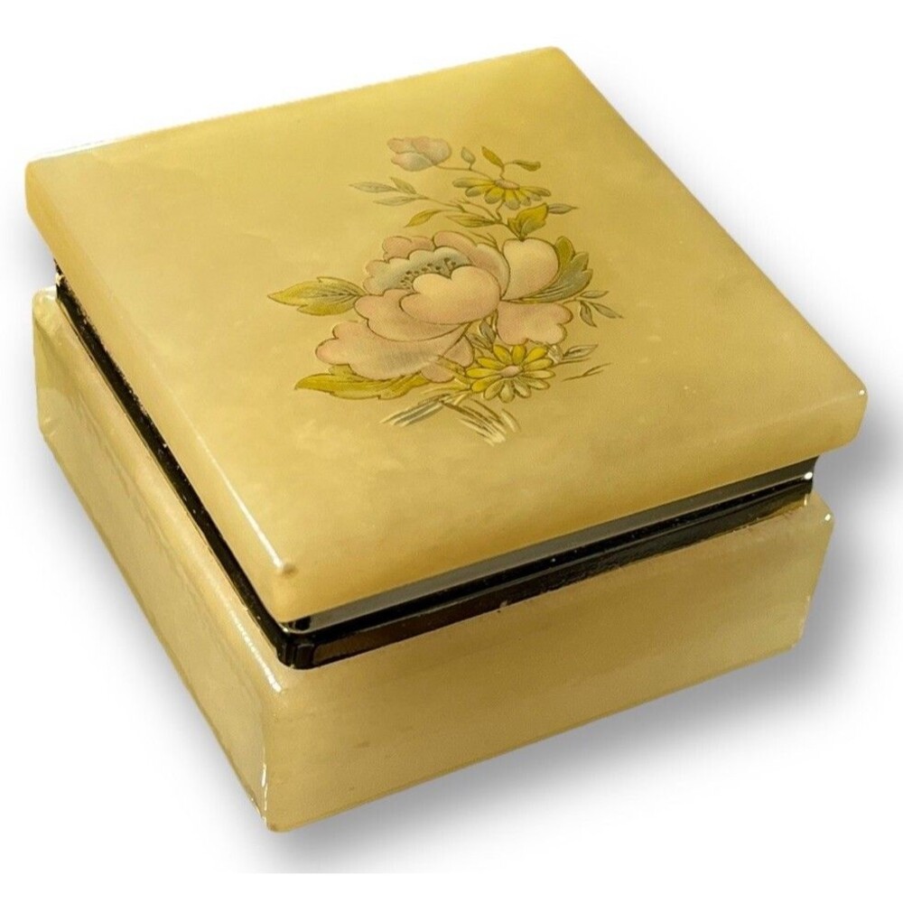 Vtg Genuine Alabaster Hand Carved In Italy Marbled Trinket Box Flowers Hinged